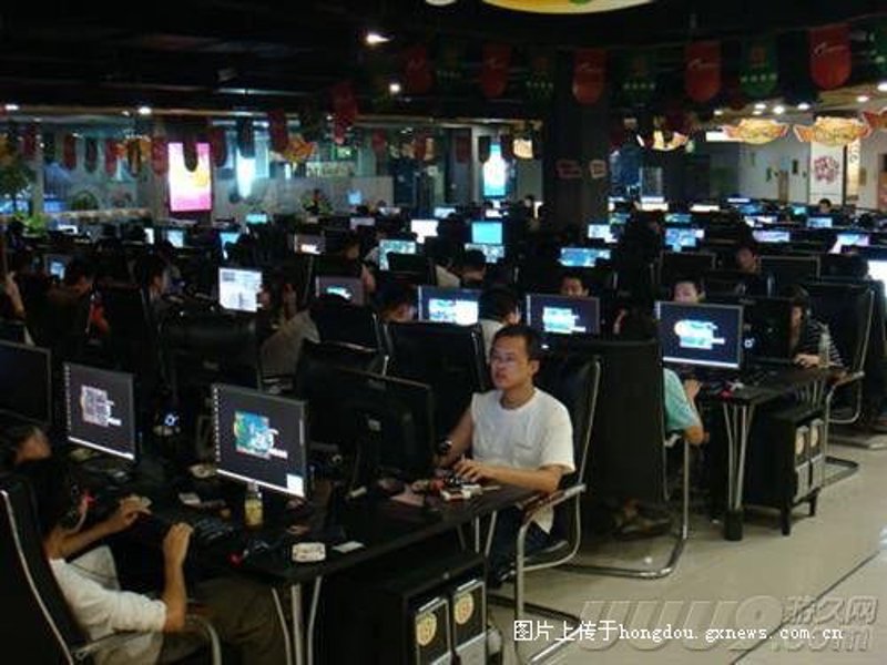 网吧新景象：从传统向智慧转型